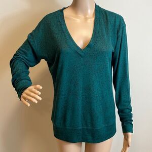 ❤️Last Chance David Lerner Evereve green cheetah print top pullover size M